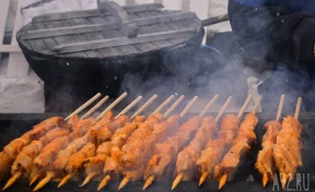 Китайские космонавты впервые приготовили барбекю в космосе