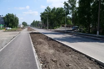 Фото: Газоны, тротуары и новые сети: мэр Кемерова рассказал о ремонте Инициативной улицы 5