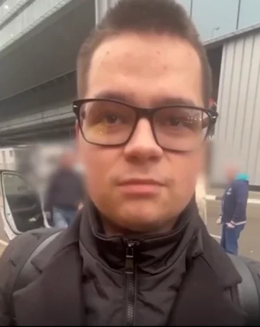 Кузбасские полицейские полетели в Москву, чтобы задержать курьера мошенников