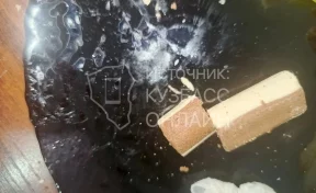 Жительница Кузбасса купила в магазине конфеты с личинками