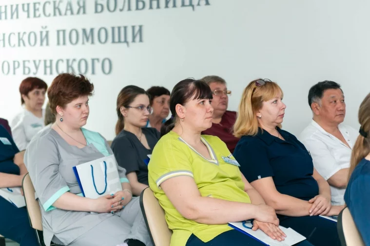 Фото: ВТБ научил кузбасских медиков не поддаваться финансовым мошенникам 3