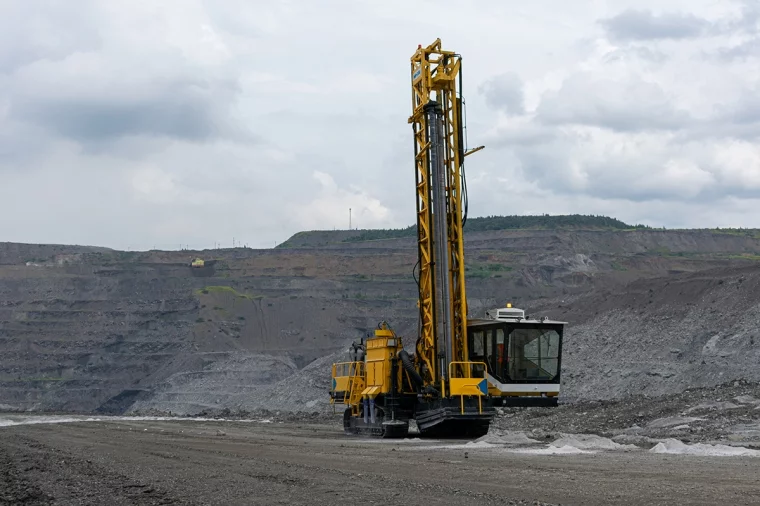 Фото: В УК «Кузбассразрезуголь» приступили к испытаниям отечественного бурового станка нового поколения 2