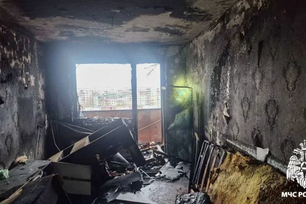 Жильцов многоквартирного дома пришлось эвакуировать в Новокузнецке из-за пожара