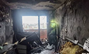 Жильцов многоквартирного дома пришлось эвакуировать в Новокузнецке из-за пожара