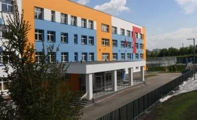 Илья Середюк сообщил, когда откроется новая школа на 1 225 мест в Кемерово-Сити