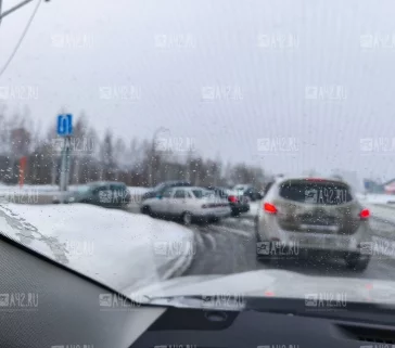 Фото: В Кемерове из-за аварии на сетях вода залила Притомский проспект 1