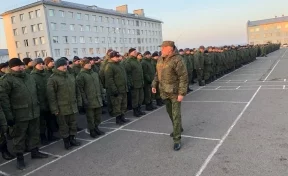Губернатор Сергей Цивилёв проверил учебный центр для мобилизованных в Юрге