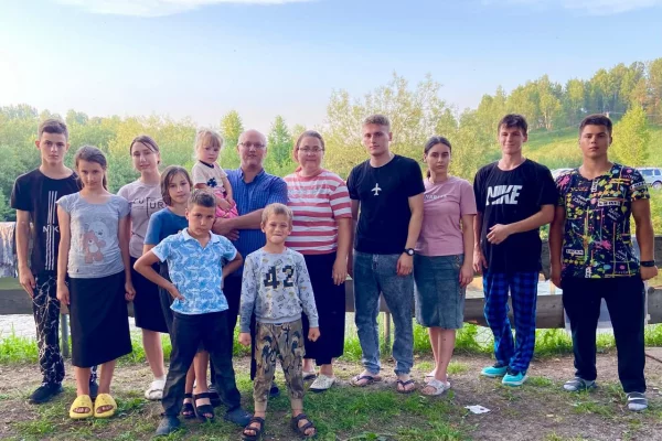 Жительнице Кузбасса с 11 детьми присвоили звание «Мать-героиня»