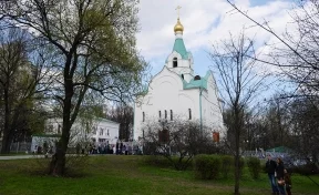 Московский священник носил проституткам куличи, пока у них не «прорвалась совесть»