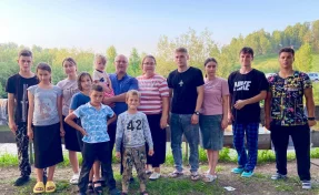 Жительнице Кузбасса с 11 детьми присвоили звание «Мать-героиня»