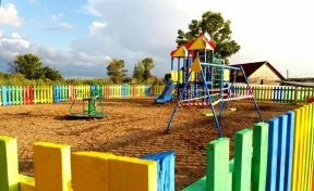 В кузбасских сёлах установили новые детские площадки