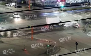 Стали известны подробности ДТП в центре Кемерова: момент аварии попал на видео