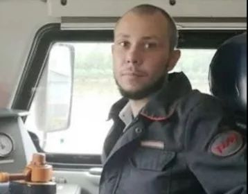 Фото: Погибшего при обрушении моста в Брянской области машиниста наградили орденом Мужества 1