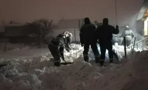 Опубликовано видео спасения новокузнечанки из 10-часового снежного плена