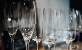 Нарколог посоветовал есть пюре, чтобы не опьянеть в новогоднюю ночь