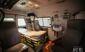В Ульяновске в ДТП с участием автомобиля перевозки лежачих больных пострадали 4 человека
