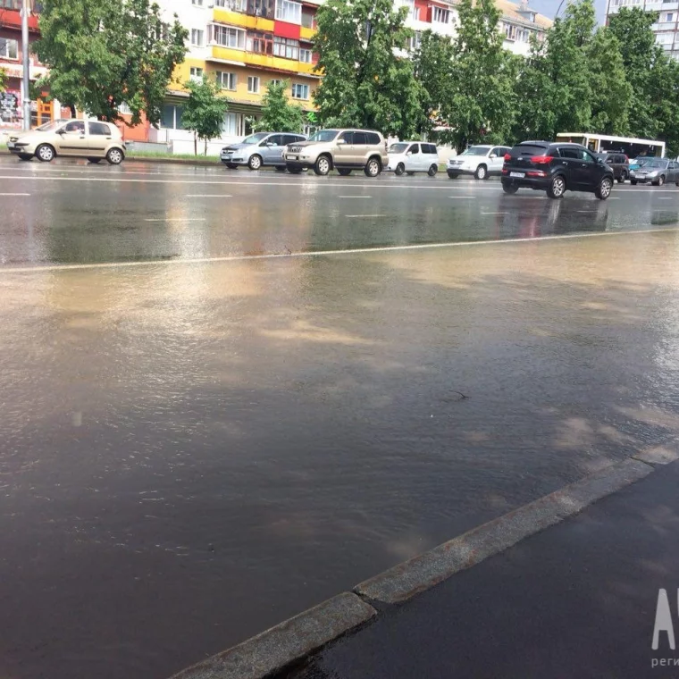 Фото: Несколько кемеровских улиц затопило после обильного дождя 9