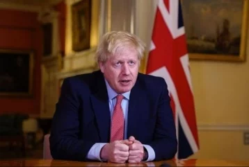 Фото: Заразившегося коронавирусом премьер-министра Великобритании подключат к аппарату ИВЛ 1