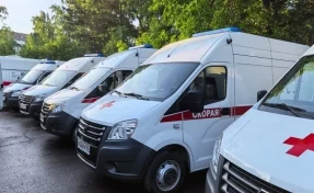 Медики Кузбасса получили 45 автомобилей скорой помощи за 2 млрд рублей