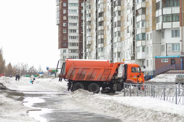 В Кемерове службы ЖКХ будут работать круглосуточно в новогодние праздники