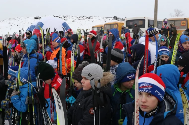 Фото: На Притомском проспекте в Кемерове открыли лыжню 4