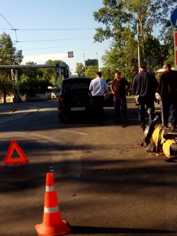 Фото: В Заводском районе Кемерова скутерист угодил в ДТП 3