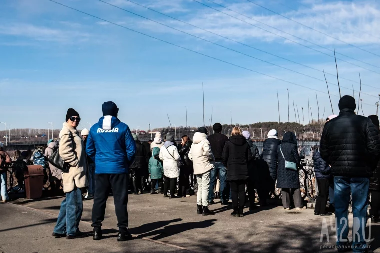 Фото: Весна пришла окончательно: в Кемерове на Томи взорвали лёд 28