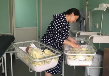 Фото: В Кемерове врачи спасли двойню, родившуюся раньше срока 1
