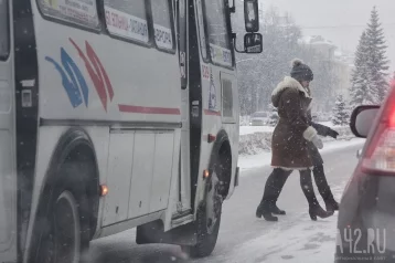 Фото: В Кемерове владельца популярной маршрутки оштрафовали из-за пассажиров без масок 1