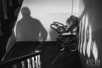 Фото: В Кузбассе пьяный мужчина украл детскую коляску 1
