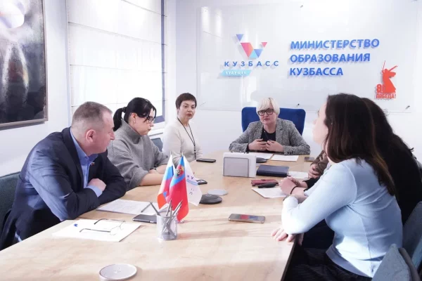 Софья Балакирева: в школах Кузбасса начались внеплановые проверки систем безопасности