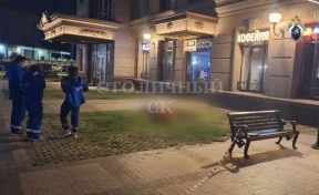 В Москве ночью под окнами дома обнаружили тело врача, приехавшего на вызов к ребёнку
