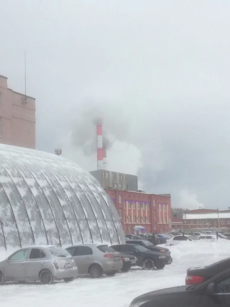 Фото: Горожан напугал хлопок и дым в районе Кемеровской ГРЭС 2