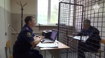 Фото: СК показал кадры задержания экс-мэра города Полысаево  1