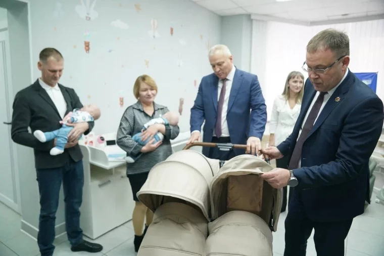 Фото: В Осинниках открылся пункт проката вещей для новорождённых 2