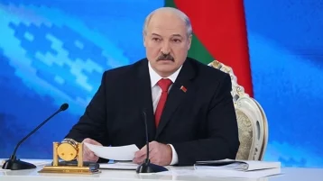 Фото: Надо меньше пить: Лукашенко рассказал, кого «находит» коронавирус 1