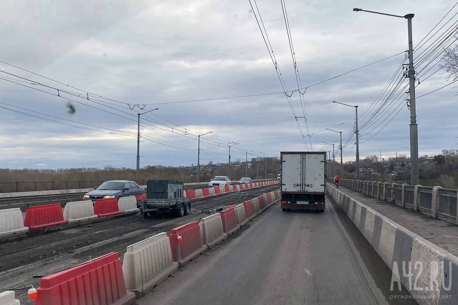 В Новокузнецке все полосы на Запсибовском мосту открыли для движения