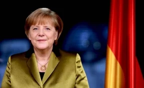 Ангела Меркель вновь задрожала на официальном мероприятии