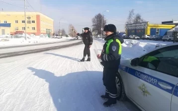 Фото: В Кузбассе в течение 10 дней сотрудники ГИБДД будут усиленно патрулировать дороги 1