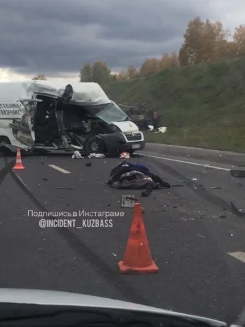 Фото: На трассе Кемерово — Новокузнецк произошло смертельное ДТП, появилось видео аварии 1