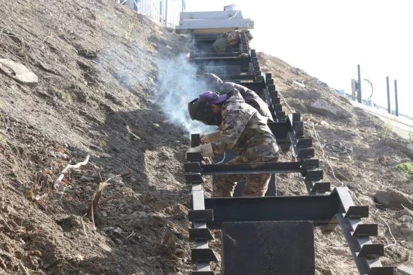 В ходе капремонта Кузбасского моста появится шесть спусков