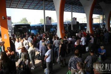 Фото: В Кемерове людей эвакуировали из автовокзала 3