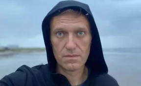 Навальный впервые опубликовал фото после госпитализации
