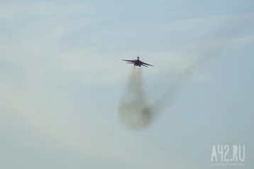 Фото: Топливный бак упал с самолёта, пролетавшего над Челябинском 1