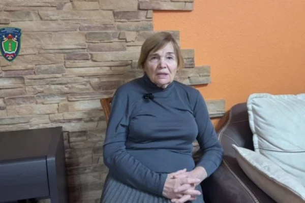 83-летняя кемеровчанка нашла управу на соседей, которые её затопили