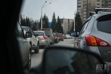 Фото: Кузбассовцы обсуждают замеченную в Кемерове «машину братьев Винчестеров» 1