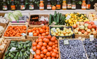 Биолог назвала продукты, очищающие кровь и печень 