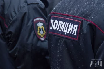 Фото: В Кузбассе полицейский присвоил 100 000 рублей, чтобы поправить свои дела 1