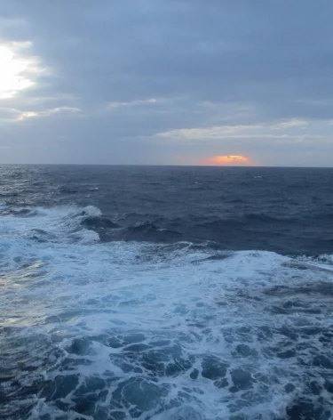 Пираты захватили танкер под флагом Мальты у берегов Сомали 