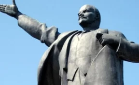 На Украине снесли все памятники Владимиру Ленину